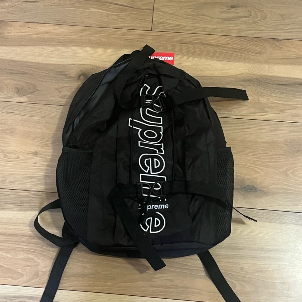 Supreme Black Men's Backpack